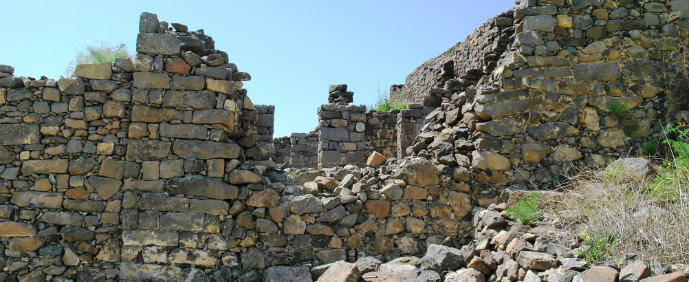 gallery/gamla breach in city wall, tb032705354ddd